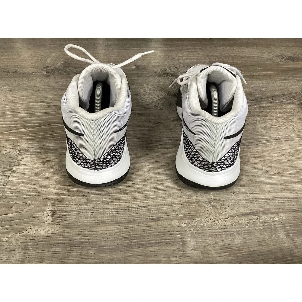 Nike Kyrie Flytrap VI 6 Mens Size 13 Sneakers White Black Shoes DM1125-101